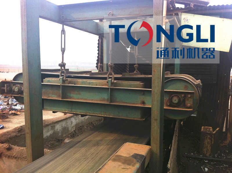 永磁自卸式除铁器